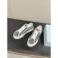 Prada Low Shoes